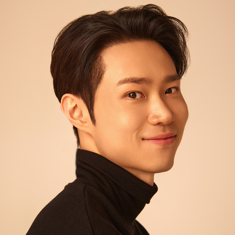 김 호 중