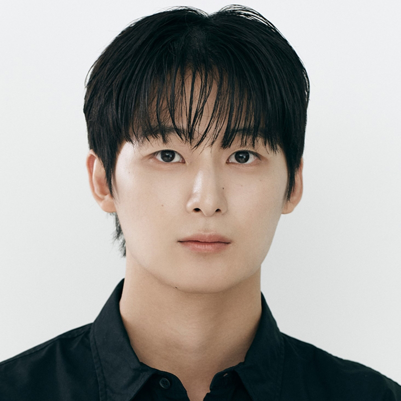 김 현 웅