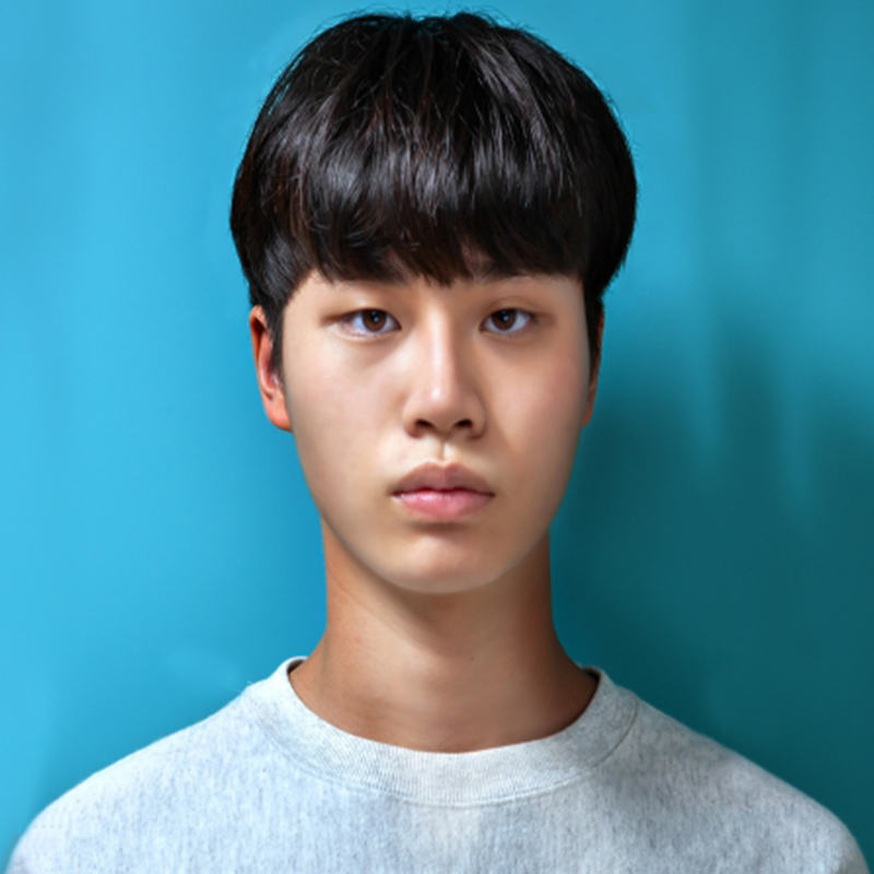 이 동 현